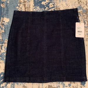 Chelsea & Violet denim skirt. Size small. New!